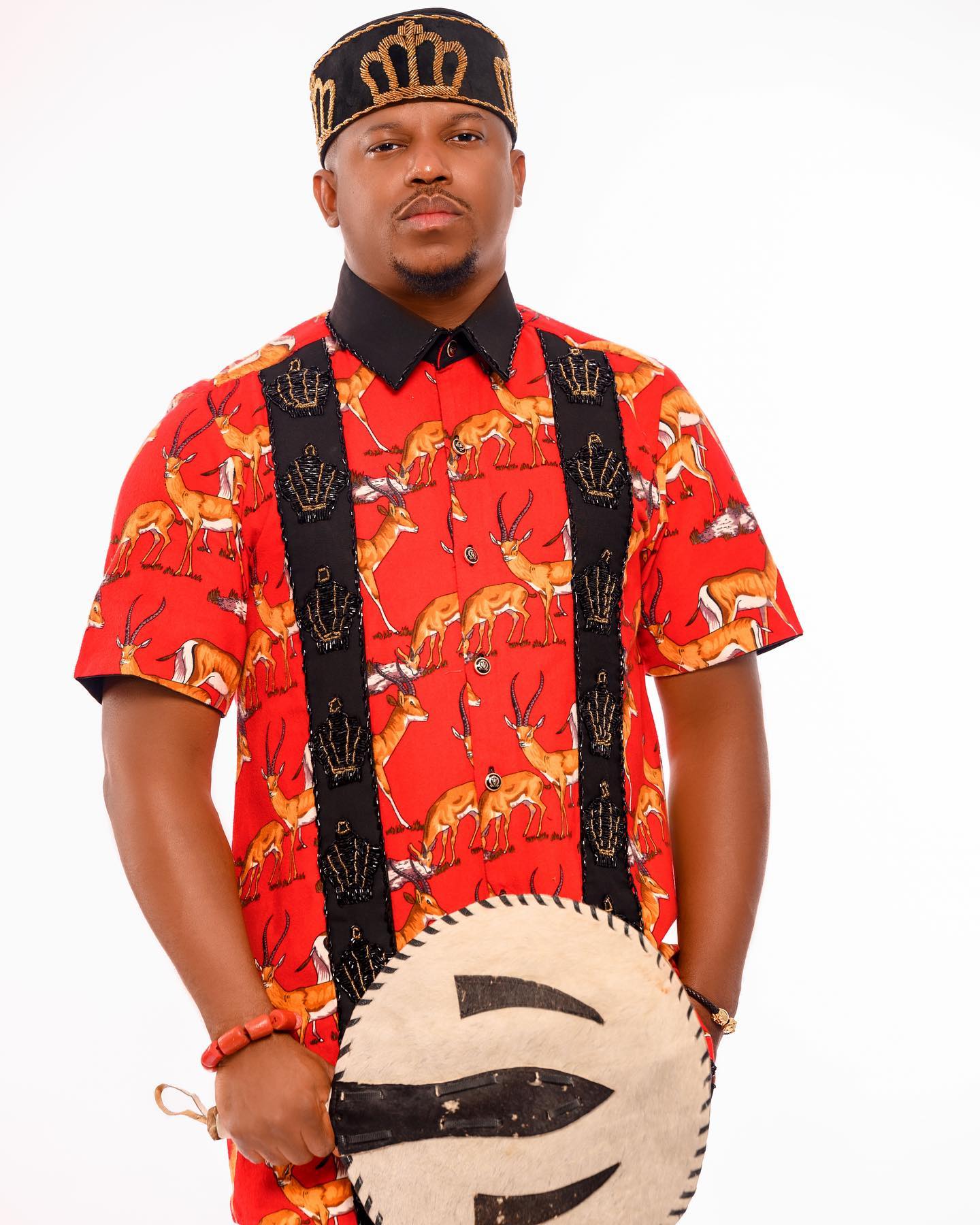 Red Velvet Beaded Isiagu with matching black pants